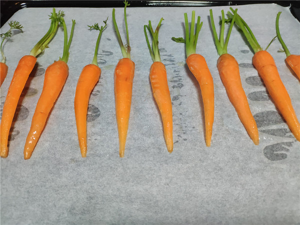 Roasted Baby Carrots with Teriyaki Sauce recipe