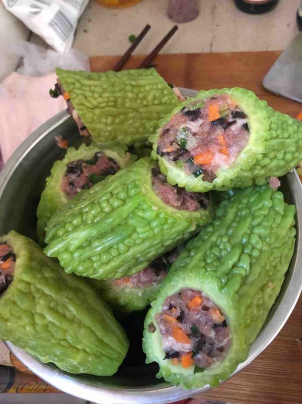 Bitter Gourd Stuffed Meat recipe