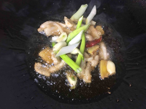 Stewed Yangtze White Fish Head recipe