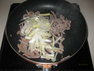 Stir-fried Shredded Pork with Luobu recipe