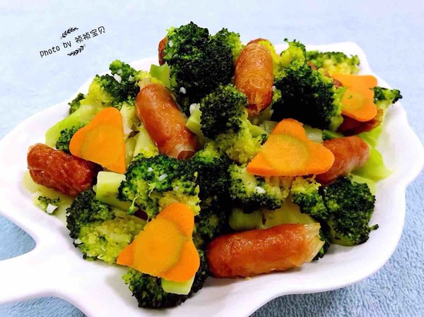 Stir-fried Baby Intestines with Garlic Broccoli recipe