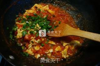 Scrambled Eggs with Tomatoes recipe