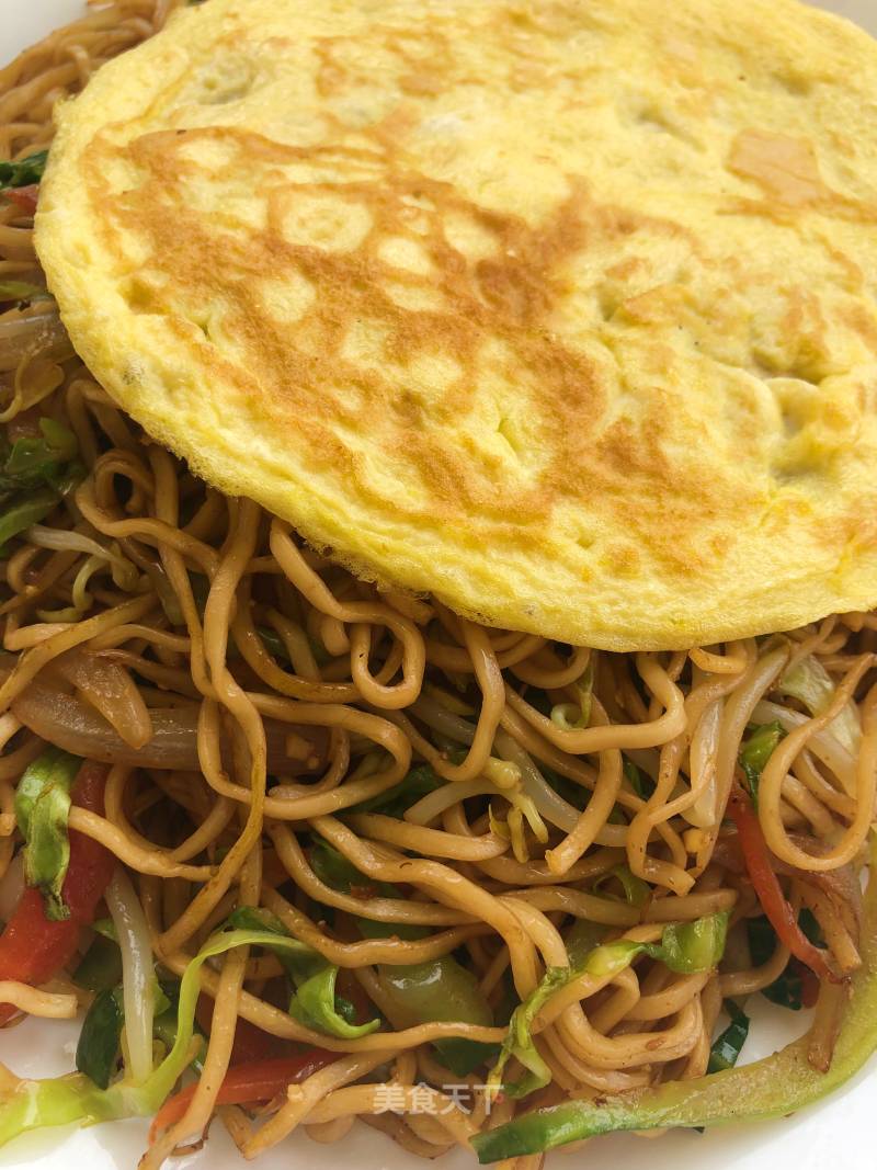 Cumin Fried Noodles with Egg recipe