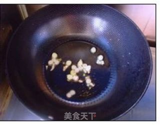 Scrambled Eggs with Lettuce. recipe