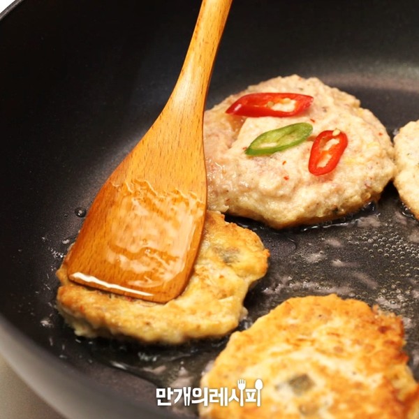 Kimchi Tofu Dregs Pancakes recipe