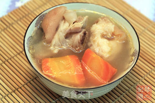 Five-finger Hair Peach Pot Pork Knuckle Soup recipe