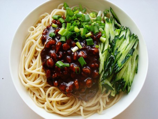 Hot Dry Noodles with Fried Sauce recipe