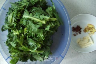 Stir-fried Chrysanthemum recipe