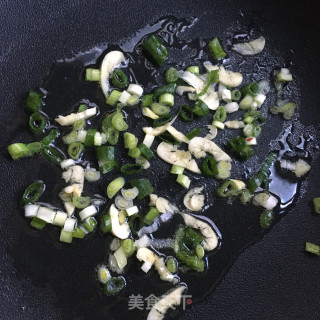 Stir-fried Milk Cabbage with Tea Oil recipe