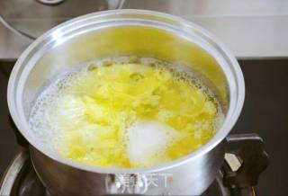 Nutritious Egg Soup recipe