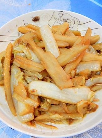 Sauce-flavored Cabbage Root Fried Lotus Root