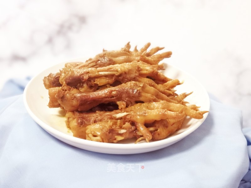 Home Cooking-braised Chicken Feet recipe