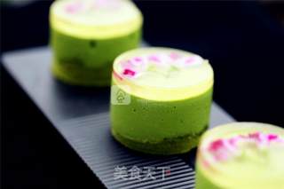 Matcha Mousse Cake recipe