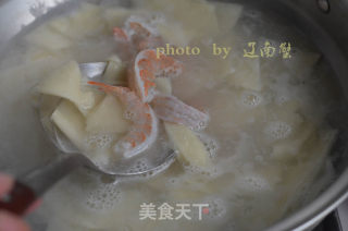 Sour Soup Dumpling Wrappers, Appetizing and Warming Up, Especially Beautiful to Eat in Winter recipe