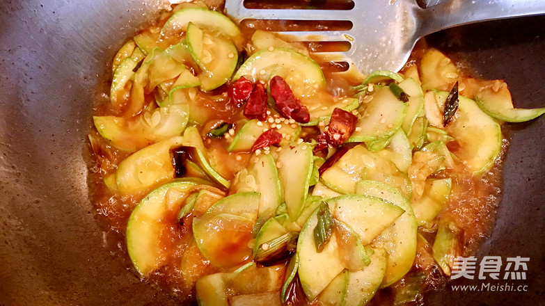 Sour and Spicy Gourd recipe