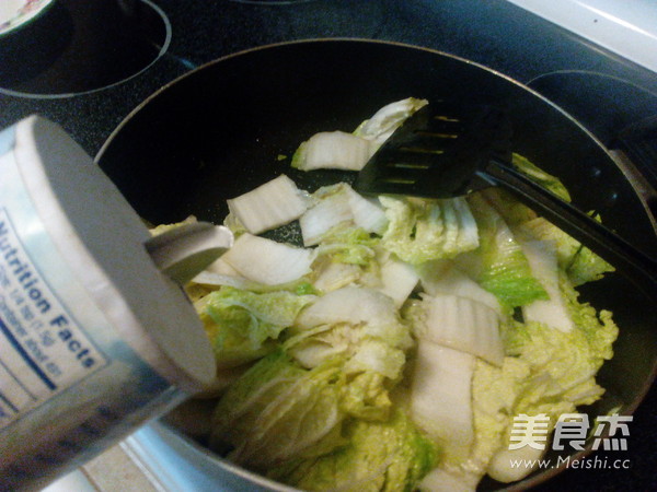 Spicy Stir-fried Cabbage recipe