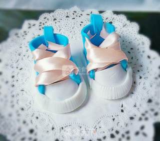 Fondant Baby Shoes recipe