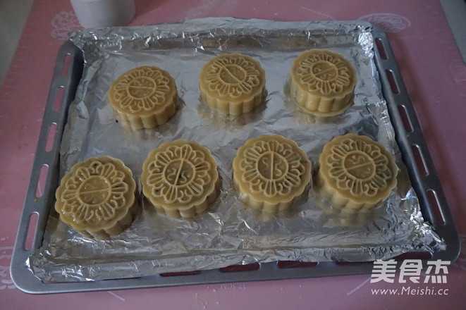 Cantonese Five-nen Moon Cake recipe