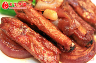 Grilled Pork Ribs with Garlic Sauce recipe