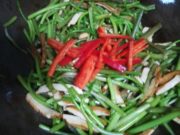 Stir-fried Wild Celery recipe