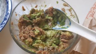 Grilled Baguette with Avocado and Tuna recipe