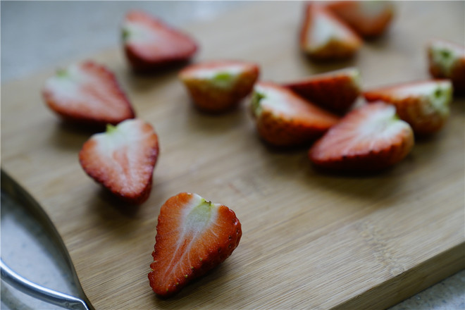 Strawberry Golden Cup Cake recipe