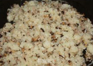 Shaomai with Minced Meat and Shiitake Mushrooms recipe