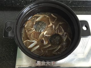 Hairy Crab Vermicelli in Clay Pot recipe