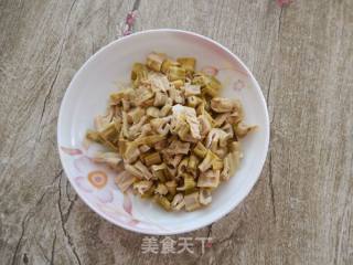 Mushroom Oil Mixed with Bamboo Shoots and Dried Edamame recipe