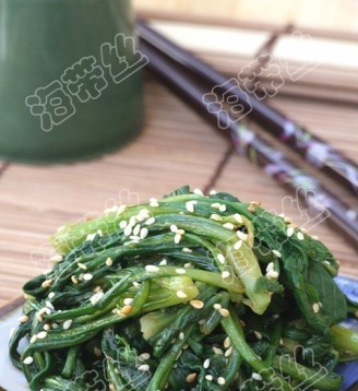 Garland Chrysanthemum with Sesame recipe