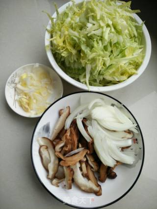 Stir-fried Cabbage with Mushrooms recipe