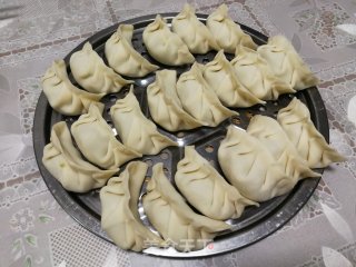 Shepherd's Purse, Spring Bamboo Shoots and Fresh Meat Fried Dumplings recipe