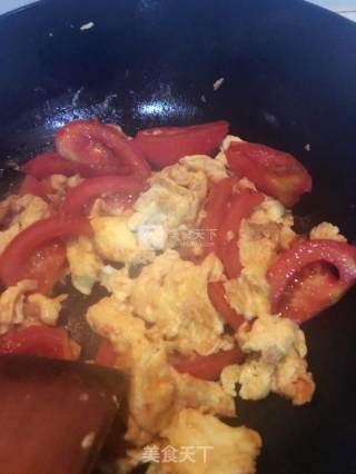 Tomatoes 🍅 Scrambled Eggs recipe