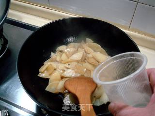 Fried Potato Chips with Soy Sauce recipe