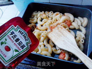 Macaroni with Tomato Sauce recipe