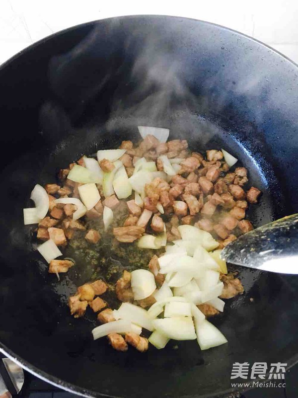 Curry Pork and Potato Rice Bowl recipe