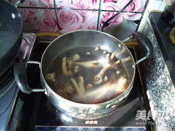 Braised Chicken Feet recipe