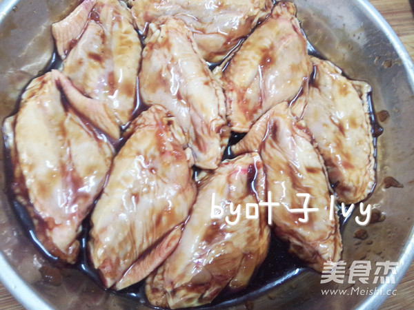 Fermented Bean Curd Rose Chicken Wings recipe