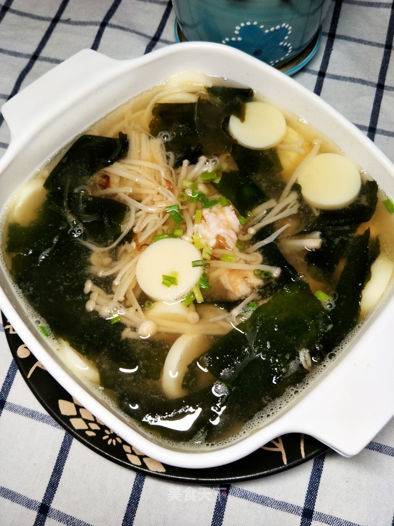 Miso Soup with Shrimp Ball and Needle Mushroom