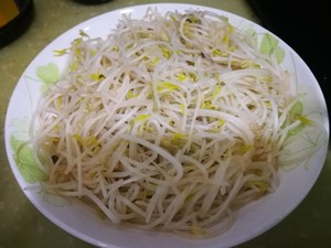 Bean Sprouts Duck Intestines recipe