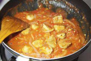 Baked Mashed Potatoes with Meatballs in Tomato Sauce recipe