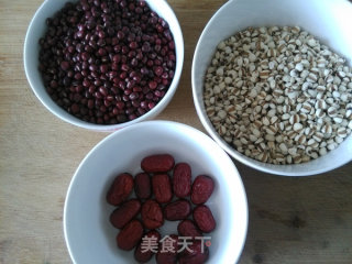 Red Bean and Barley Soup for Removing Dampness, Detoxification and Beauty recipe