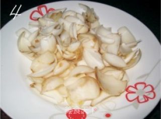 Stir-fried Lily with Celery and Wolfberry recipe