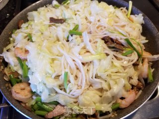 Stir-fried Jiangxi Rice Noodles recipe