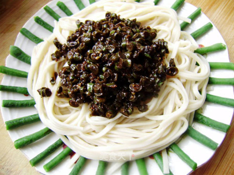 [jianjiang Noodles Made in A Pattern] Cowpea Noodles with Noodles recipe