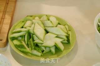 Loofah Stir-fried Pork Slices recipe
