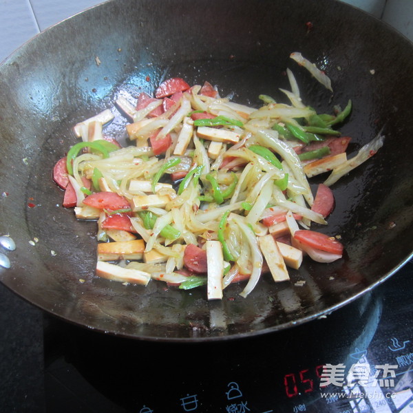 Green Pepper and Cabbage Tofu Shreds recipe