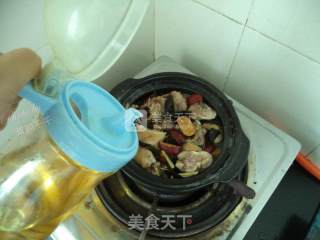 Fungus Chicken Claypot Rice recipe