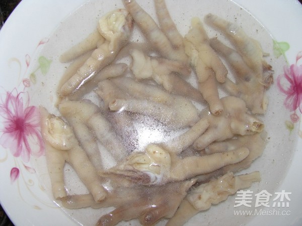 Lemon Soaked Chicken Feet recipe