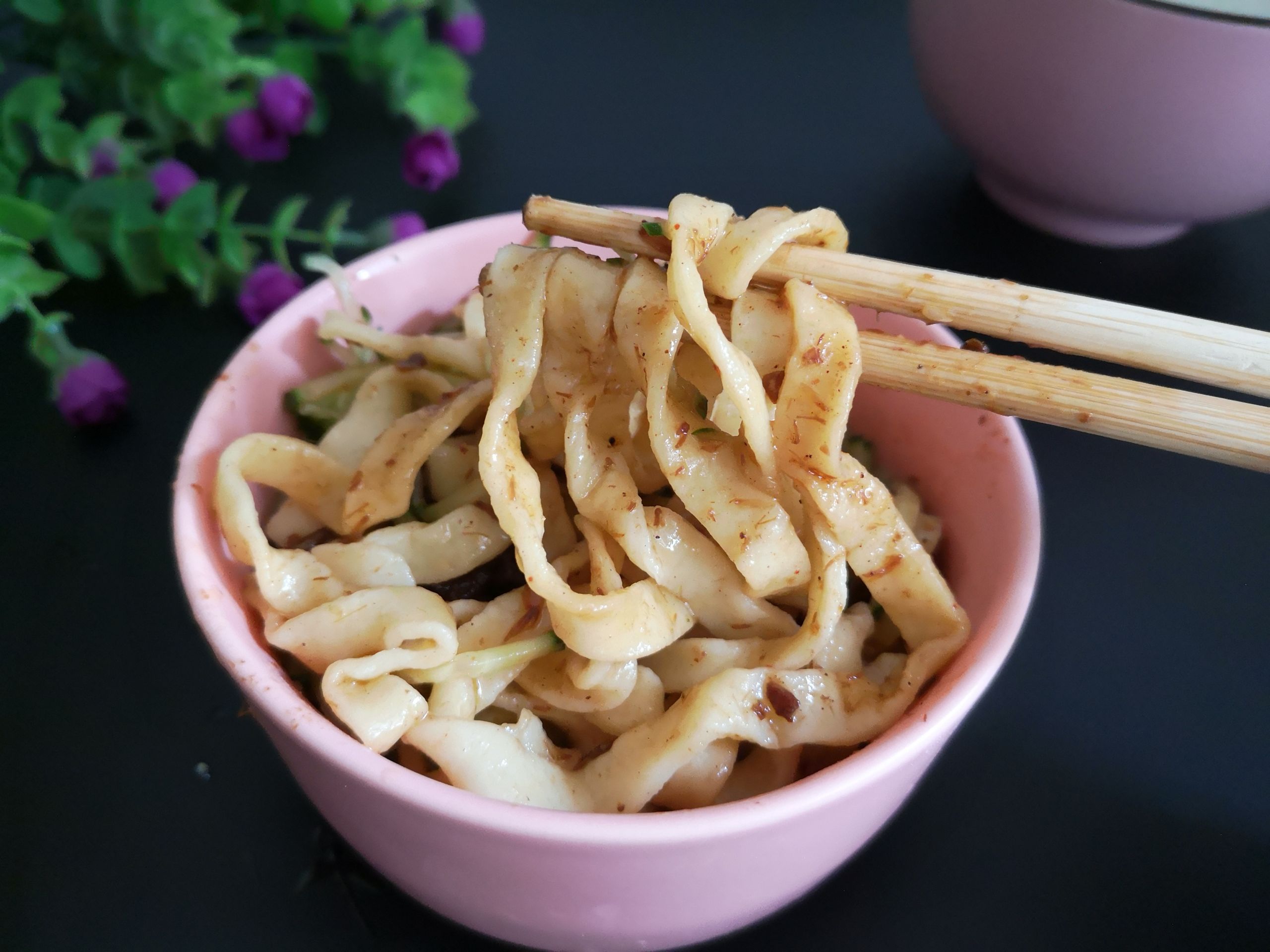 Egg Noodles with Shrimp Paste and Vegetables recipe